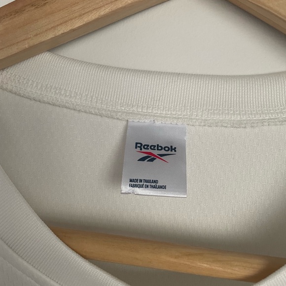 Reebok Crop Top - Picture 2 of 3